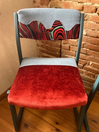 Lot de 4 chaises vintage structure traineau tissu velours
