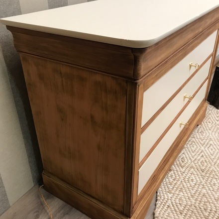 Commode merisier et blanc plume