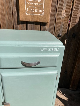 Buffet Mado bas années 50 relooké bohème vert de gris