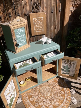 Buffet Mado bas années 50 relooké bohème vert de gris