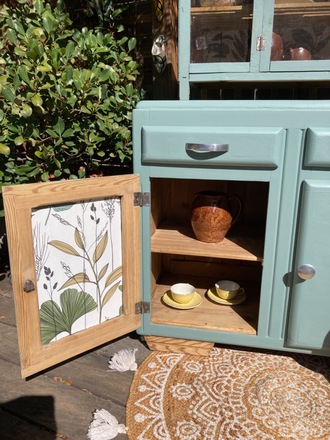 Buffet Mado bas années 50 relooké bohème vert de gris