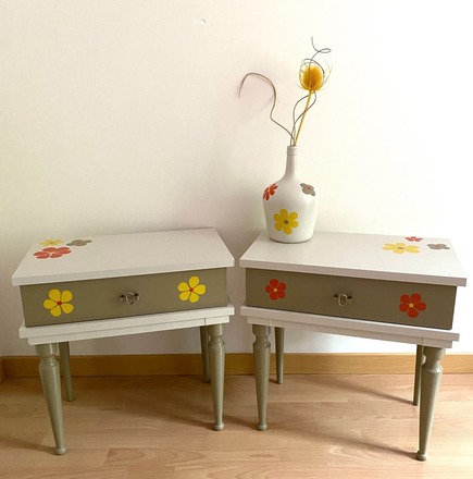 Paire de chevets vintage colorés et floraux "FLORE"