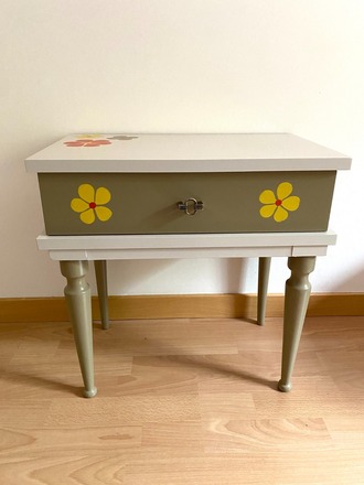 Paire de chevets vintage colorés et floraux "FLORE"