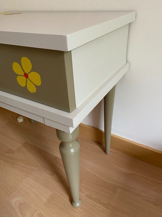 Paire de chevets vintage colorés et floraux "FLORE"