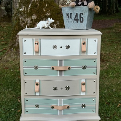 Vente avec paiement en ligne: Commode relookée esprit valise 4 tiroirs