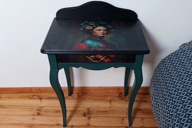 Bureau/Coiffeuse vert épicéa portrait classique