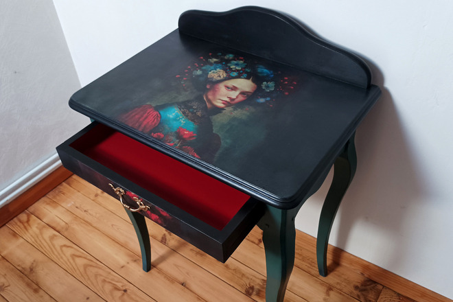 Bureau/Coiffeuse vert épicéa portrait classique