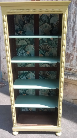 Armoire vitrine parisienne 1930 jaune olive