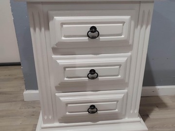 Vente avec paiement en ligne: Chiffonnier relooké lin clair