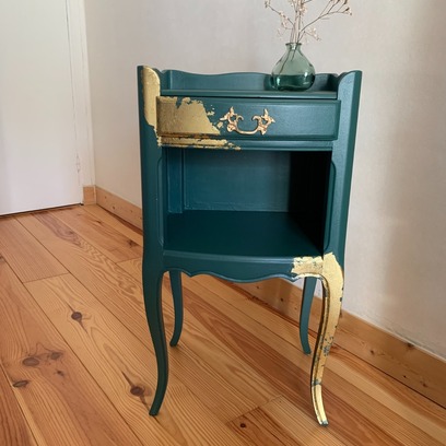 Vente avec paiement en ligne: Table de chevet  vert sapin