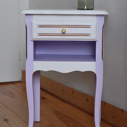 Vente avec paiement en ligne: Table de chevet lilas 