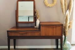 Vente avec paiement en ligne: Coiffeuse maison Macé