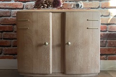 Vente avec paiement en ligne: Meuble d'appoint art déco intérieur jaune moutarde