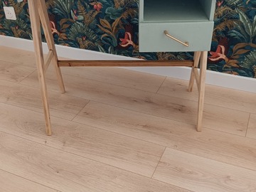 Vente avec paiement en ligne: Console artisanale vert rivage velours et pieds compas 