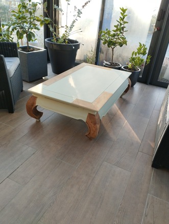 Table basse vert pâle 