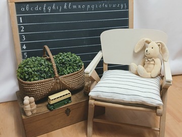 Vente avec paiement en ligne: Chaise fauteuil enfant vintage bois et blanc