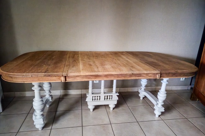 Table campagnarde Henri II extensible 