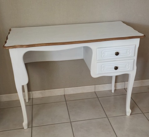 Bureau Louis XV couleur Neige 