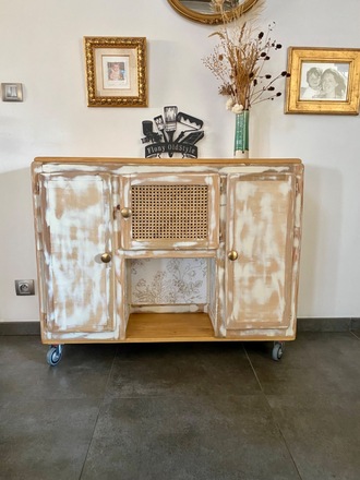 Buffet Mado transformé style industriel 
