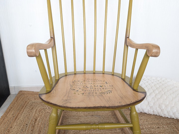 Vente avec paiement en ligne: Fauteuil à bascule / Rocking chair bois