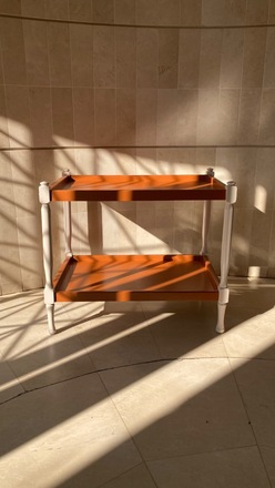 Table d'appoint bois blond, La Table Bellême