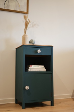 Meuble d'appoint  / Table de chevet bois et bleu pétrole