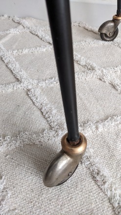 Desserte à roulettes vintage en formica relookée 