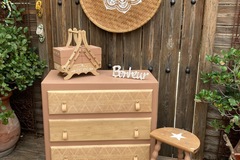 Vente avec paiement en ligne: Commode vintage décor ethnique chambre enfant