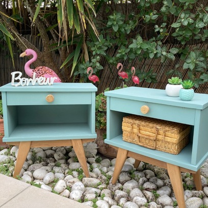 Vente avec paiement en ligne: Paire de chevets ligne scandinave pieds compas/ vert