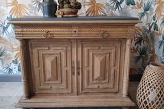 Vente avec paiement en ligne: Buffet en bois naturel 