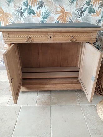 Buffet en bois naturel 