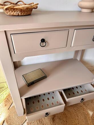 Augustine. Console taupe clair