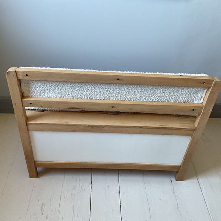 Banc coffre vintage tissu bouclette banc
