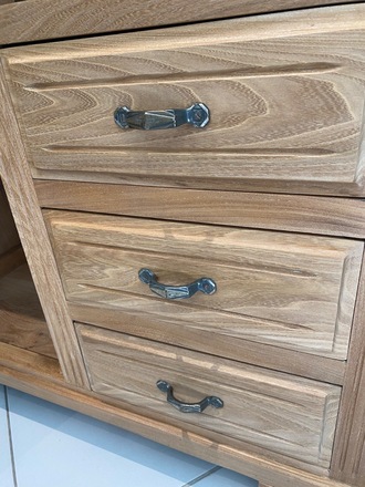 Commode asymétrique intérieur gris