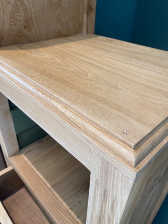 Commode asymétrique intérieur gris