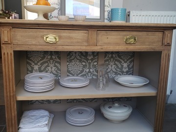 Vente avec paiement en ligne: Ancien buffet massif