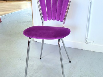 Vente avec paiement en ligne: Chaise vintage pétale violette 