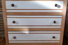 Vente avec paiement en ligne: Commode blanche et bois