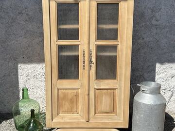 Vente avec paiement en ligne: Armoire vitrée