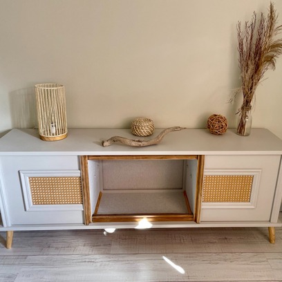 Vente avec paiement en ligne: Enfilade ou petit meuble bas beige mat