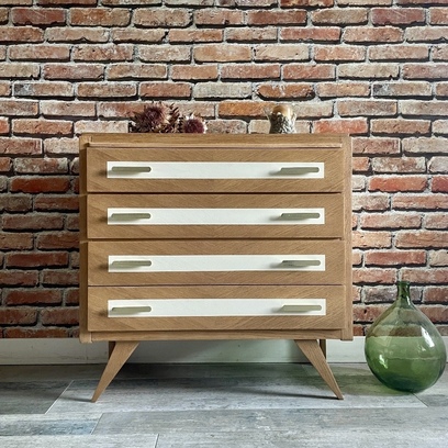 Vente avec paiement en ligne: Commode aux pieds compas
