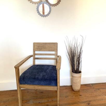 Vente avec paiement en ligne: Fauteuil art déco en bois massif et tissu velours côtelé bleu