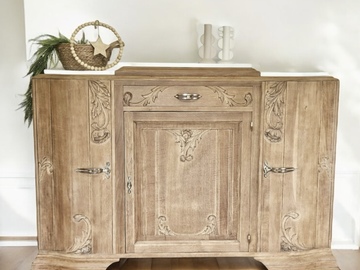 Vente avec paiement en ligne: Buffet art déco intérieur et plateaux blancs 