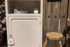 Vente avec paiement en ligne: Confiturier  Art Déco haut/ buffet ou petite armoire 