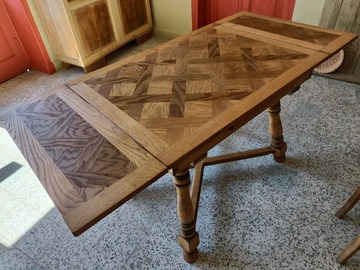 Vente avec paiement en ligne: Table en bois avec rallonges intégrées
