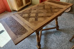 Vente avec paiement en ligne: Table en bois avec rallonges intégrées