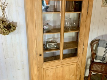 Vente avec paiement en ligne: Vitrine ou bibliothèque en pin intérieur blanc