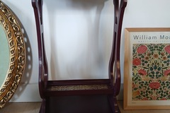 Vente avec paiement en ligne: Euterpe console d'appoint en merisier