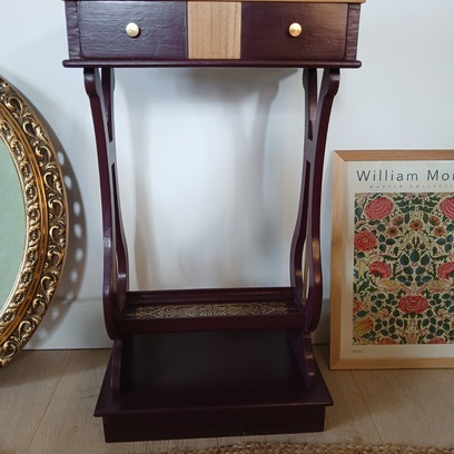 Vente avec paiement en ligne: Euterpe console d'appoint en merisier