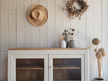 Vente avec paiement en ligne: Buffet bas beige bois et verre 